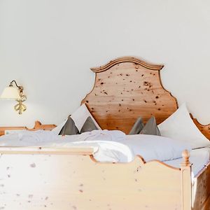 Deluxe Zimmer mit Kingsize-Bett